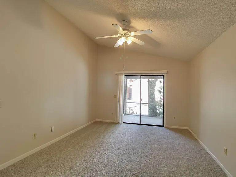 754 Forest St — Photo 13