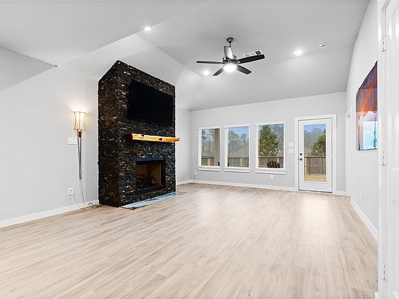 3rd image of 201 Crystal Bay Lane
