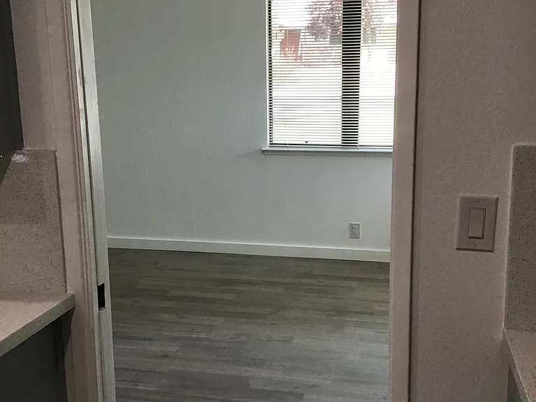 4365 Midas Ave — Photo 8