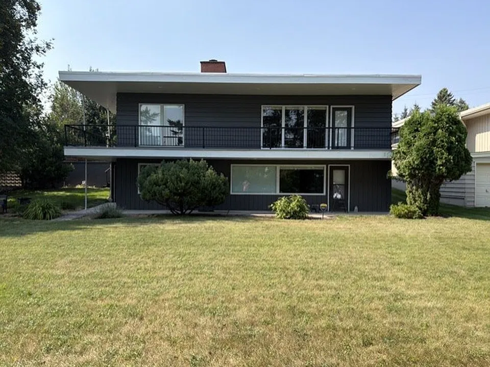 134 Charlotte Ave