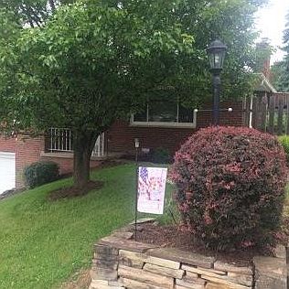 2nd image of 301 Rolling Dr