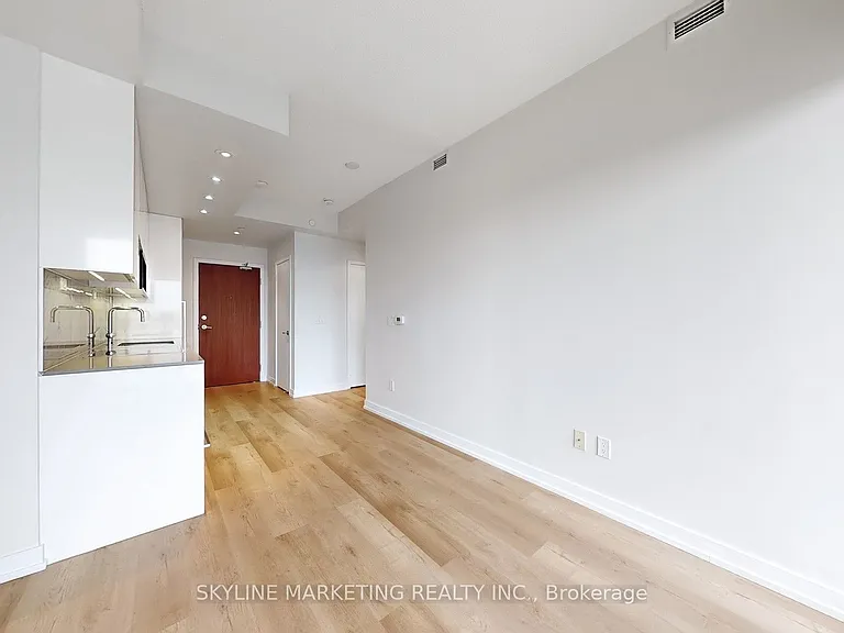 115 McMahon Dr #1908 — Photo 25