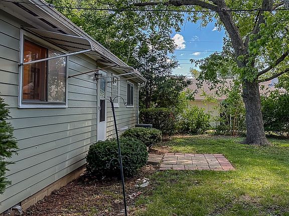5th image of 1407 Fairlawn Dr