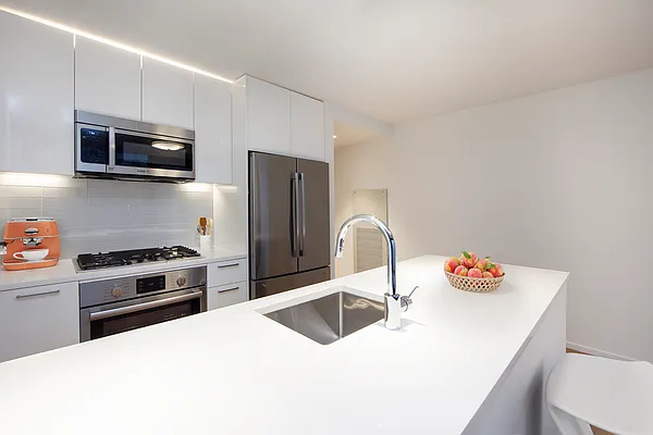 Rented by Voro NYC | media 8