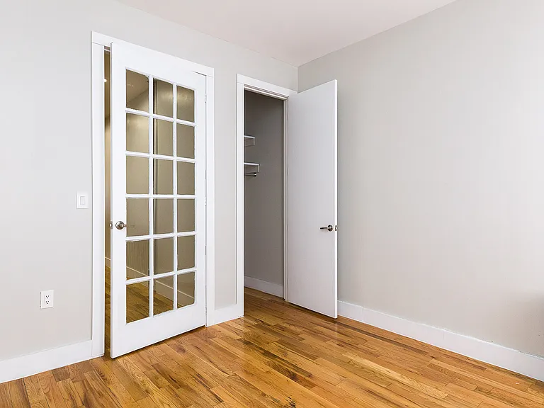 197 Irving Ave #3L — Photo 11