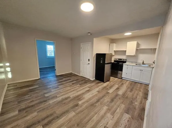 4 Jefferson St, Schenectady, NY 12305