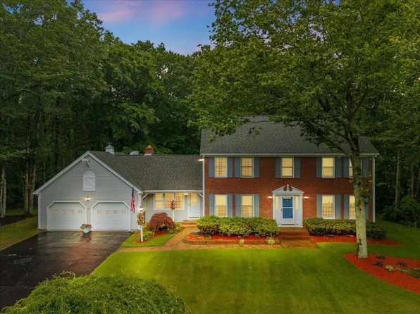 25 Arbor Way, Taunton, MA 02780