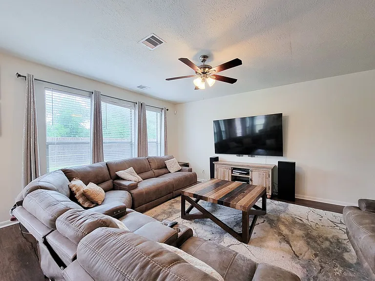 5046 Longlane Dr — Photo 21