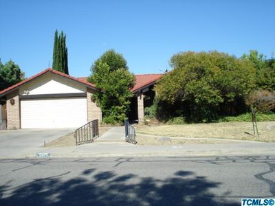 2425 S Sowell Street, Visalia, CA, 93277