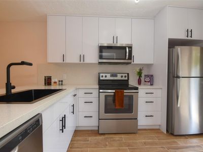 5200 E Club Circle #104, Boca Raton, FL, 33487