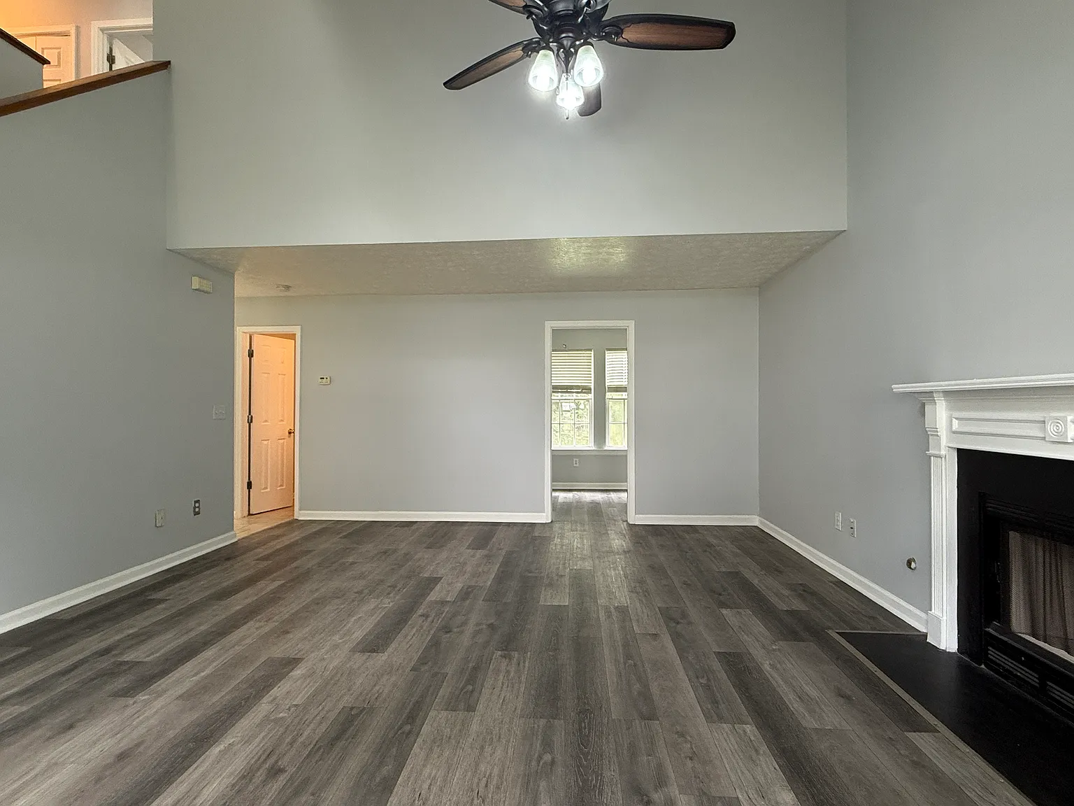 4 bed, 2.5 bath, 1980 sqft, $2,400 — Photo 4