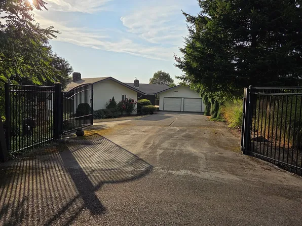 11432 NE Summit Ridge Dr, Vancouver, WA 98686