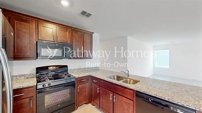 1329 Plum Rd — Photo 10