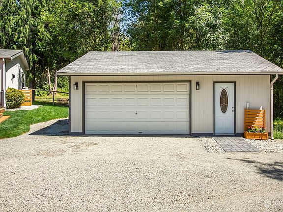 3rd image of 16210 153rd Avenue SE