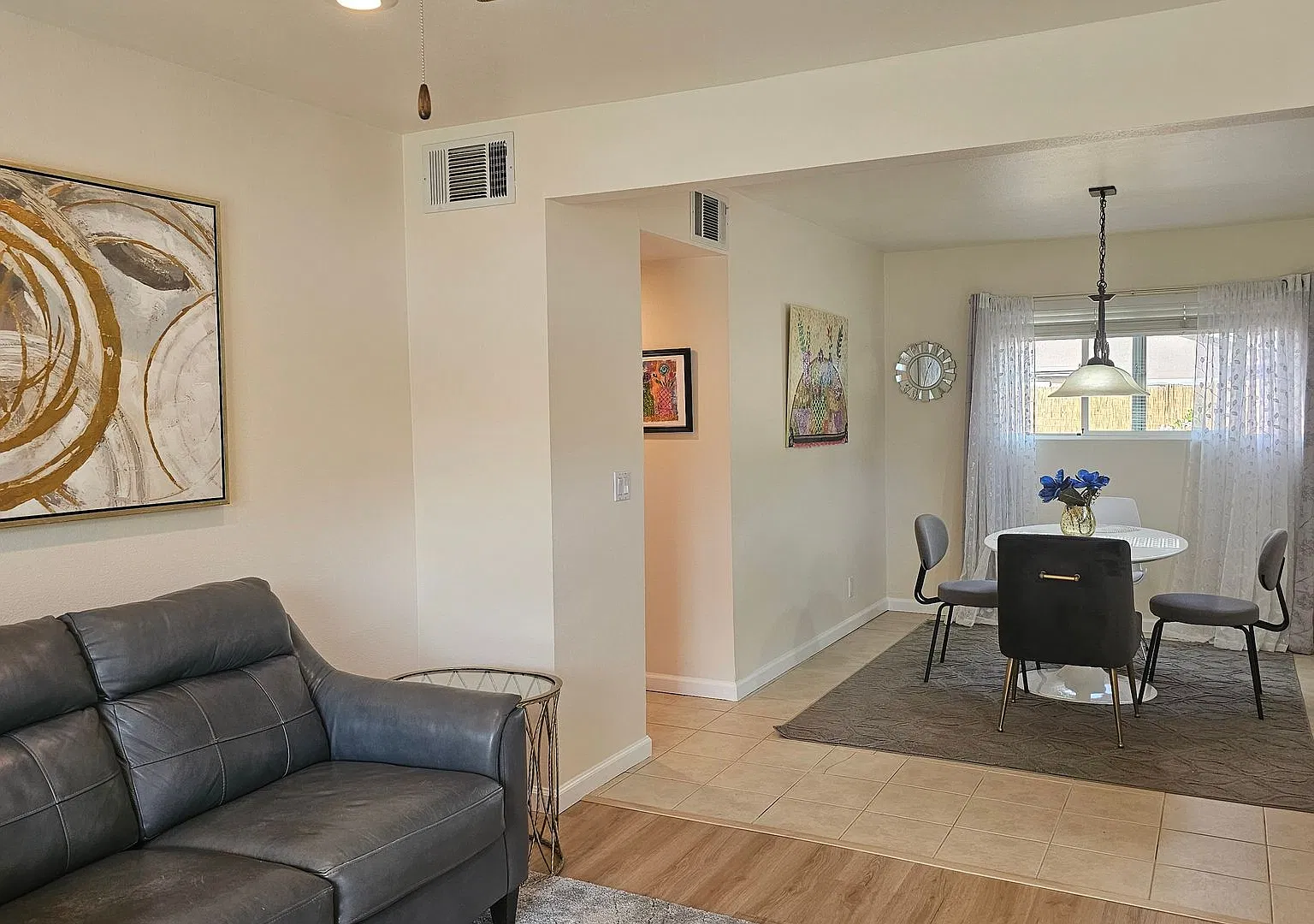 Beautiful 4 Bedroom — Photo 3