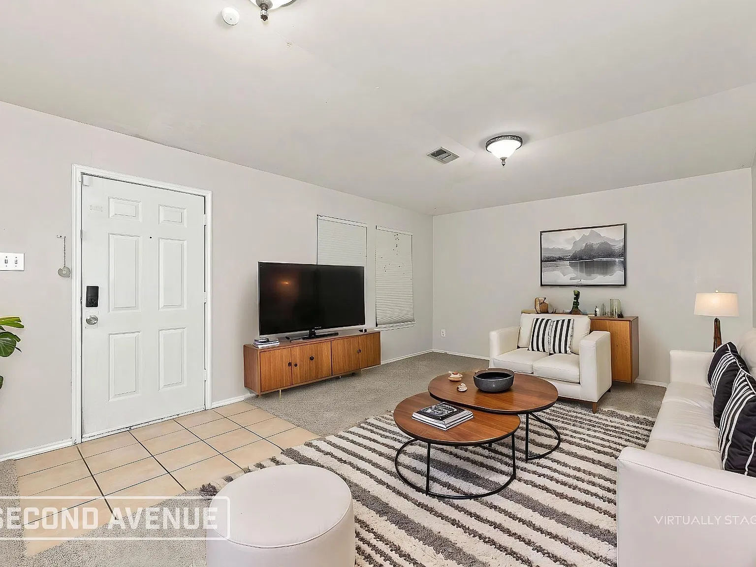 4 bed, 2.0 bath, 2003 sqft, $3,759 — Photo 3