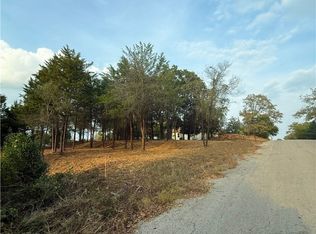 0 W 2nd St, Hearne, TX 77859