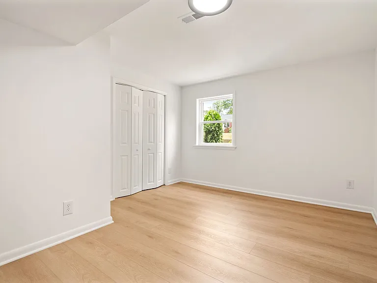 3517 Huntleigh Dr — Photo 28