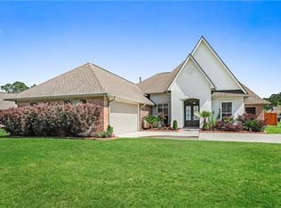 513 English Oak Dr, Madisonville, LA 70447