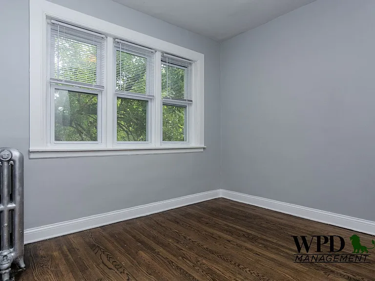7639 S. Colfax Ave. — Photo 15