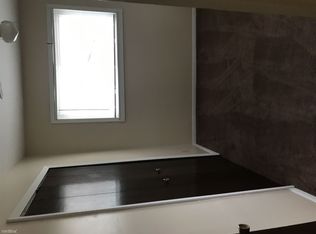 60 Maple Grove Rd APT 5, Lapeer, MI 48446