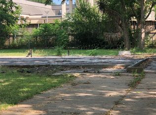 205 W Saunders St, League City, TX 77573