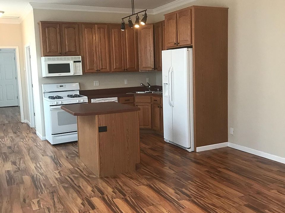 1st image of 5143 Daggett Ave