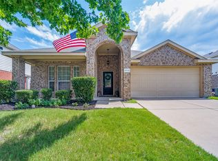 2012 Cardinal Dr, Forney, TX 75126