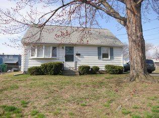 92 Harding St, Chicopee, MA 01013