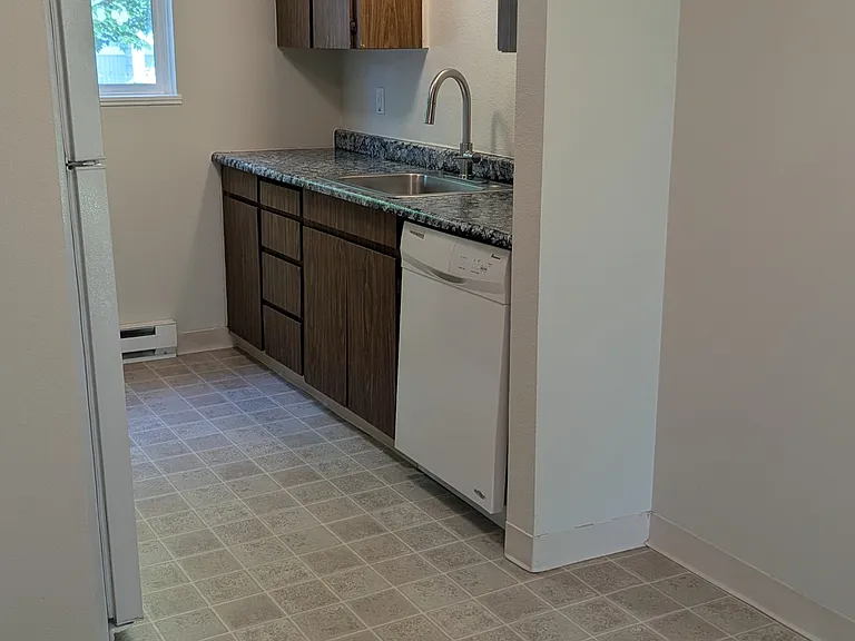12130-12150 SW Gingham Ln — Photo 3