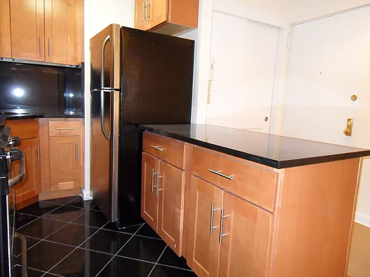 Rented by Alexander Hidalgo, Inc. | media 24