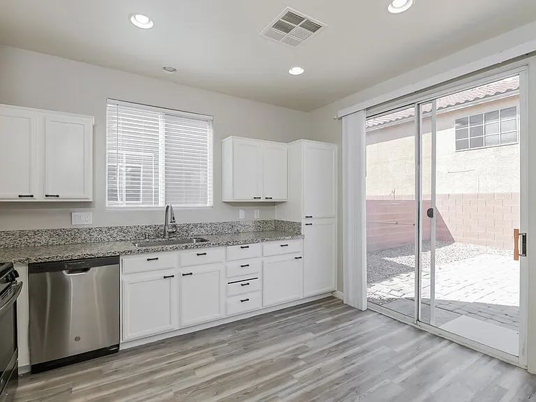 680 Marlberry Pl — Photo 10