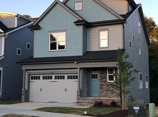 711 Goldenview Acres Ct, Apex, NC 27502