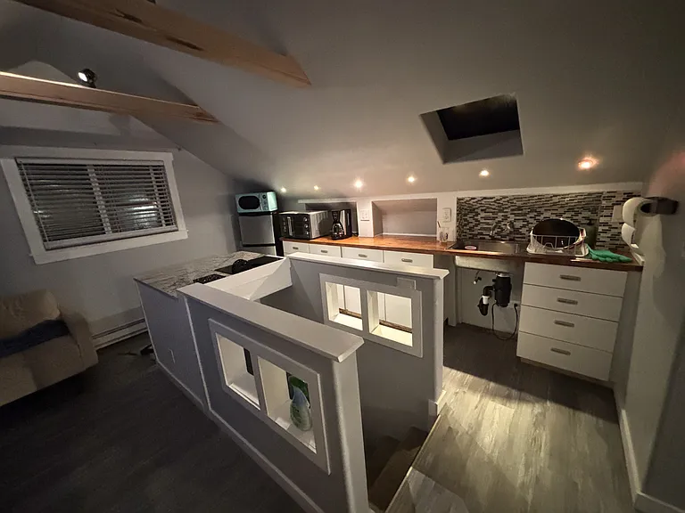 327 Bonfoy Ave #201 — Photo 11