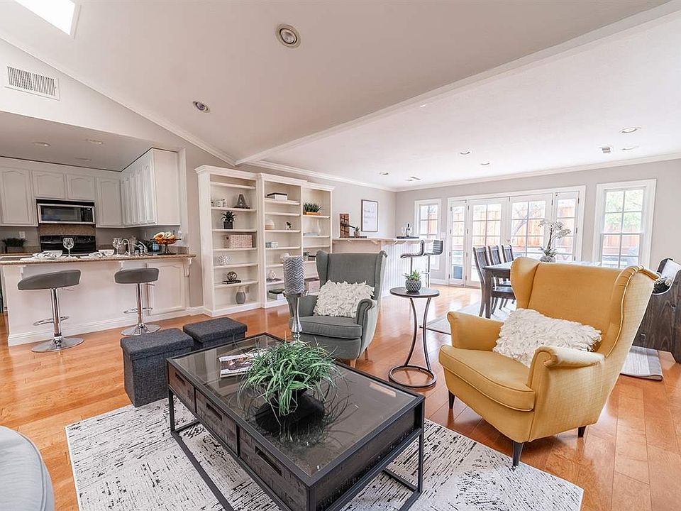 2nd image of 3147 Christopher Way