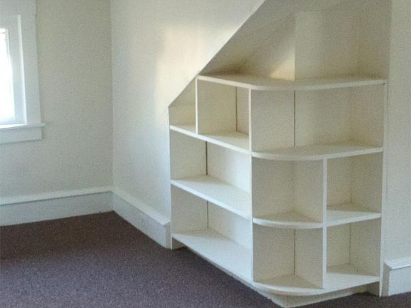 2nd image of 1943 Lexington Ave