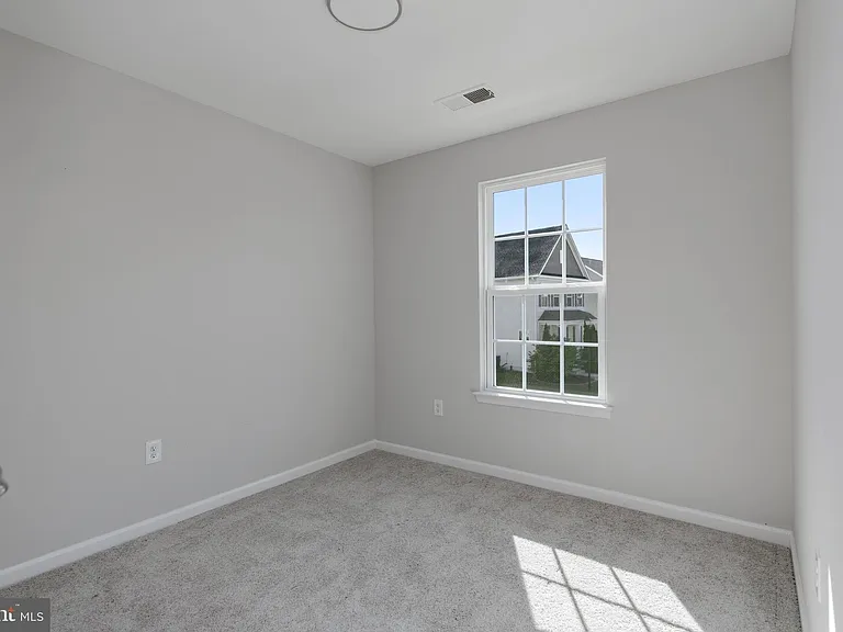 8647 Rosecrans Ln — Photo 20