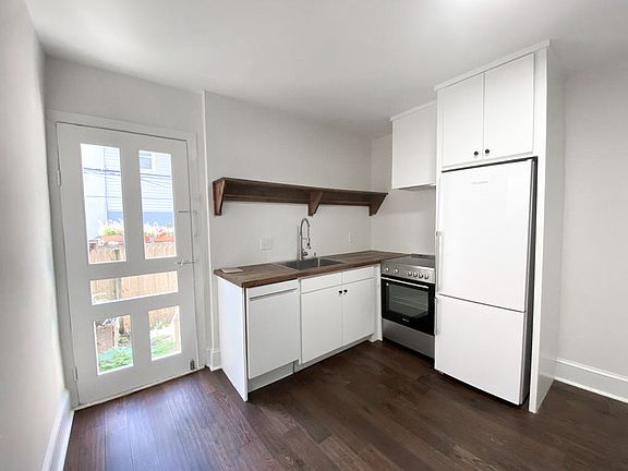 2nd image of 1832-34 Callowhill St APT A