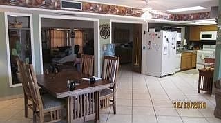 3rd image of 2422 E North Ln