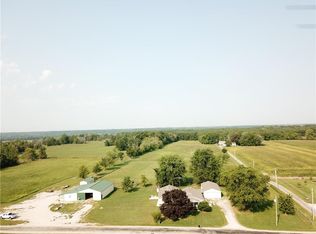 14854 Lee Rd, Danville, IL 61834