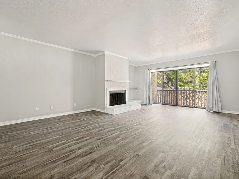 4533 N O'Connor Rd #1207 — Photo 4