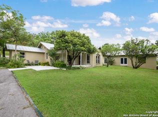 10038 Johns Rd, Boerne, TX 78006