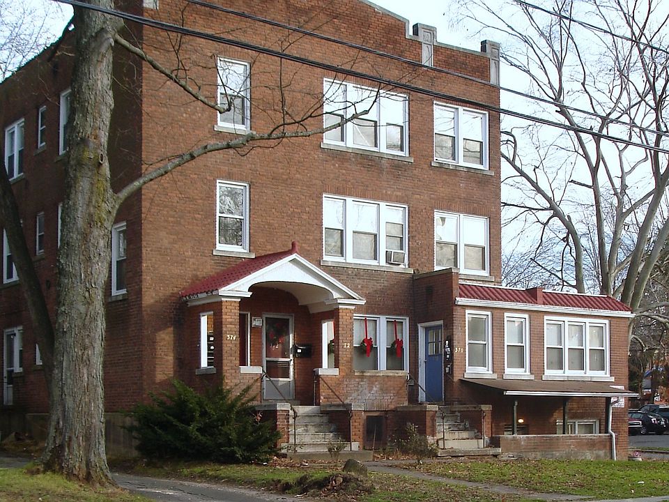 2nd image of 370 Prospect Ave