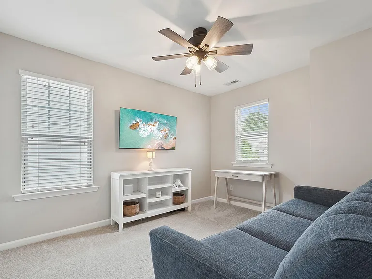 504 Hammond Oak Ln — Photo 23