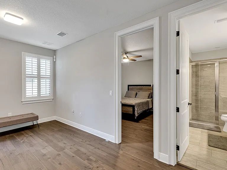 3215 W De Leon St #5 — Photo 5