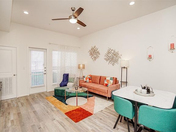 3rd image of 1207 Grand West Blvd #1A