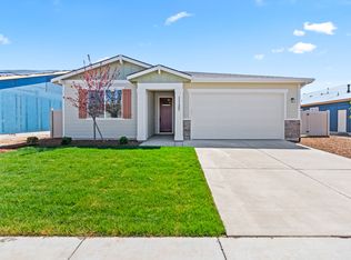 11137 Overhang St, Caldwell, ID 83605