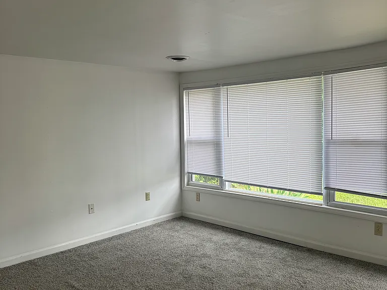 3008 Ben Harrison St — Photo 4