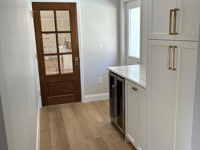 691 Russell St — Photo 22