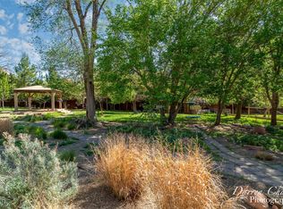 105 Evie Ln, Springdale, UT 84767